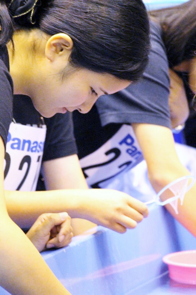 の　金魚すくい５